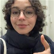 Laureata e diplomata al liceo linguistico offre ripetizioni di inglese e francese